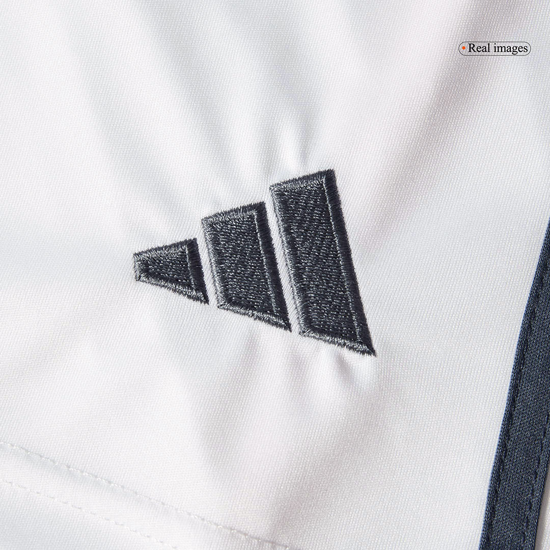 Bayern Munich Fussball Shorts Auswärts 2025/26