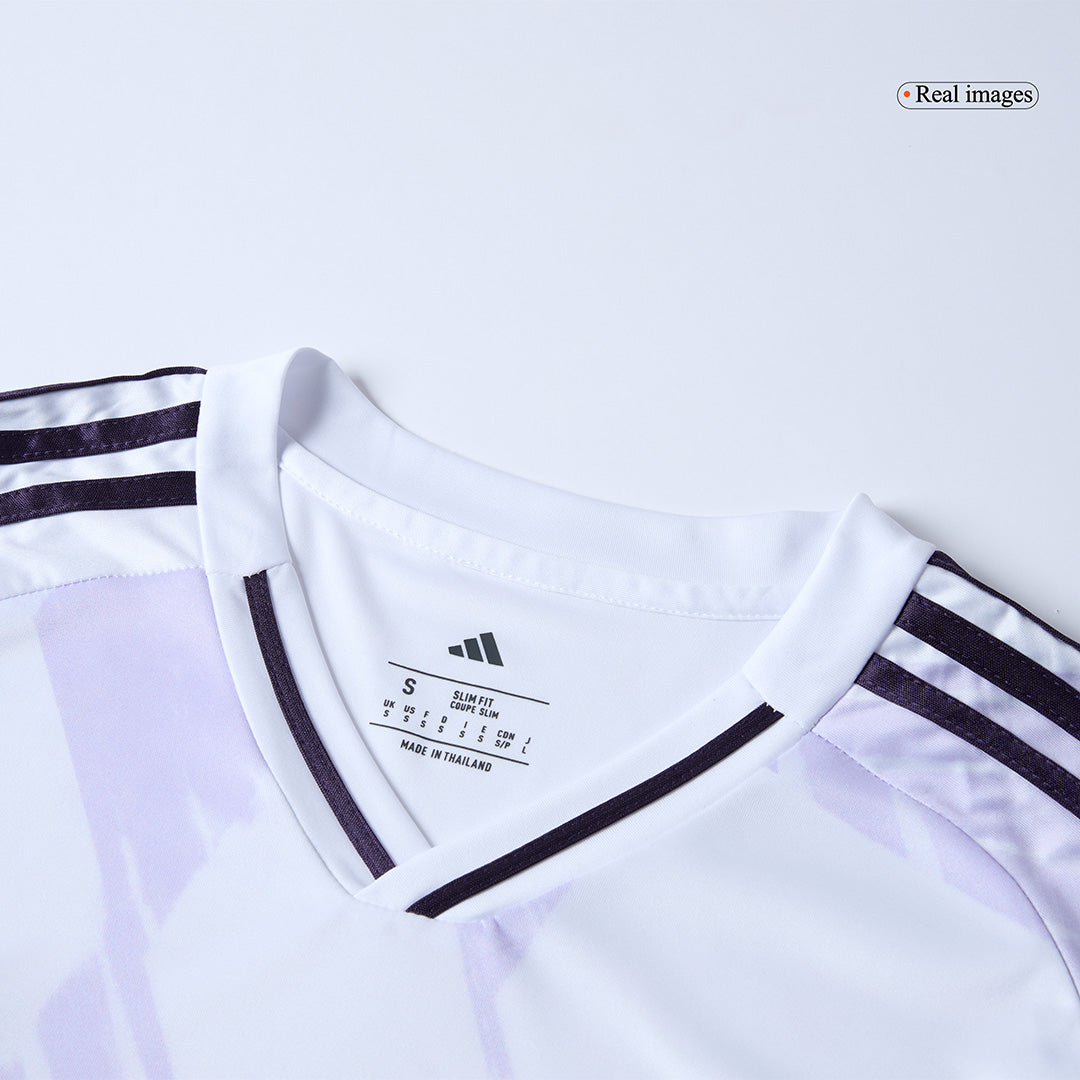 ManU Trikot Auswärts 2025/26 B.FERNANDES #8