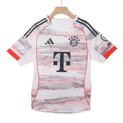 Bayern Munich Player Version Trikot Auswärts 2025/26 UPAMECANO #2 Slim Fit